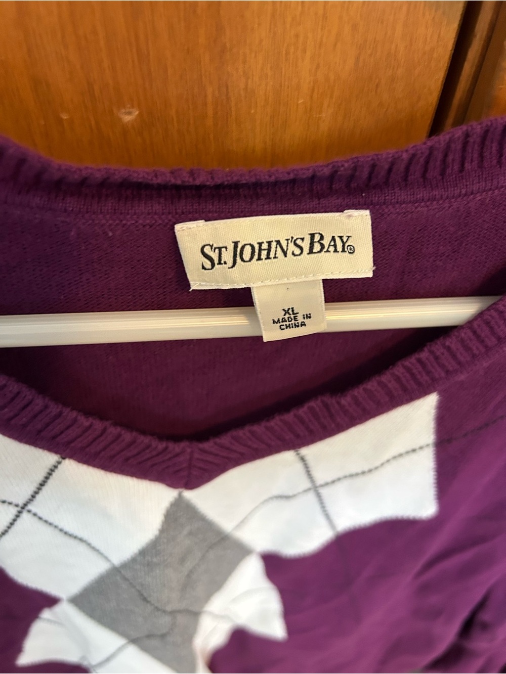 St. John's Bay Purple Argyle V-Neck Sweater Top - Picture 2 of 2